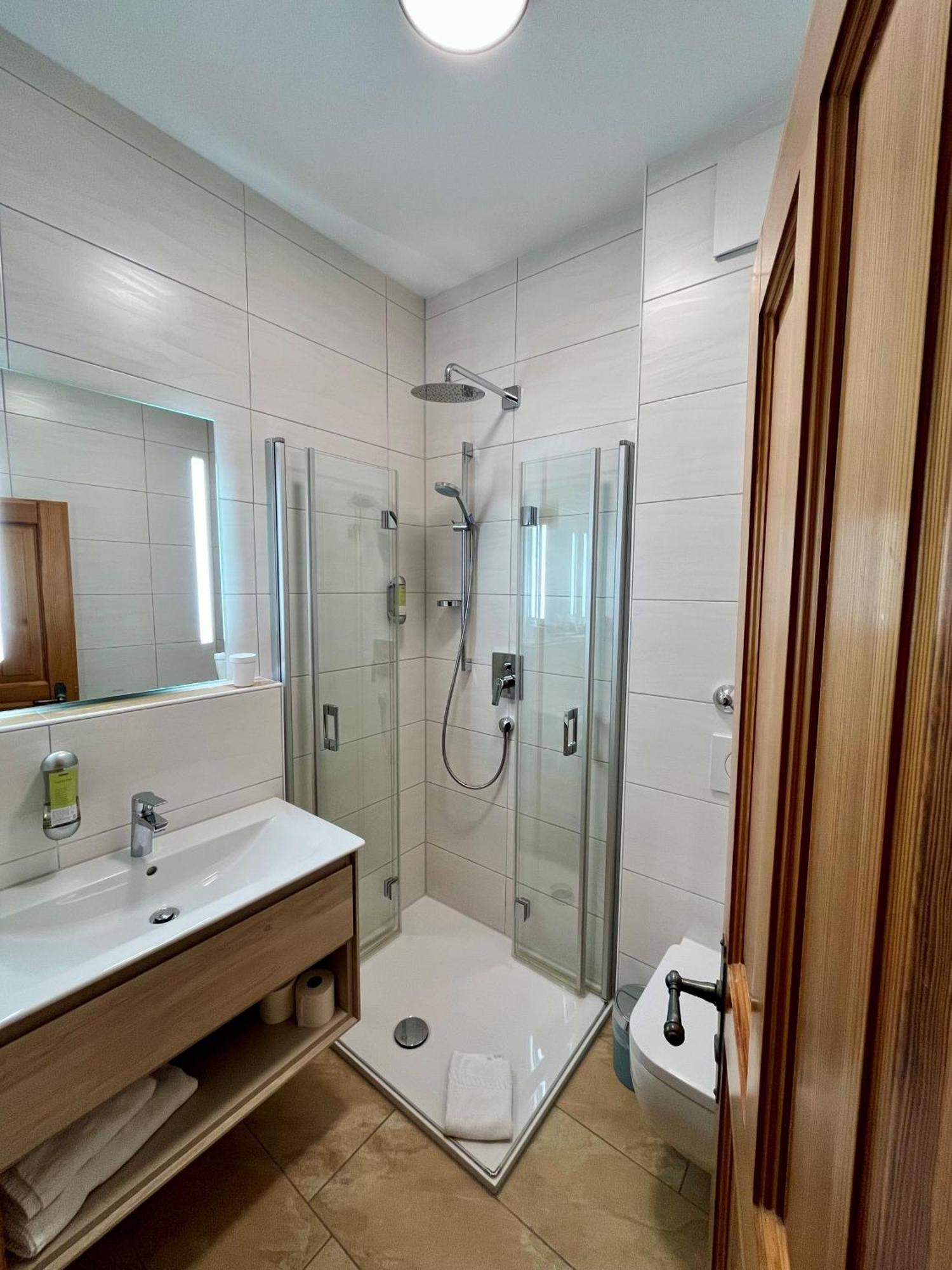 Hotel Oberwirt Obing Bagian luar foto
