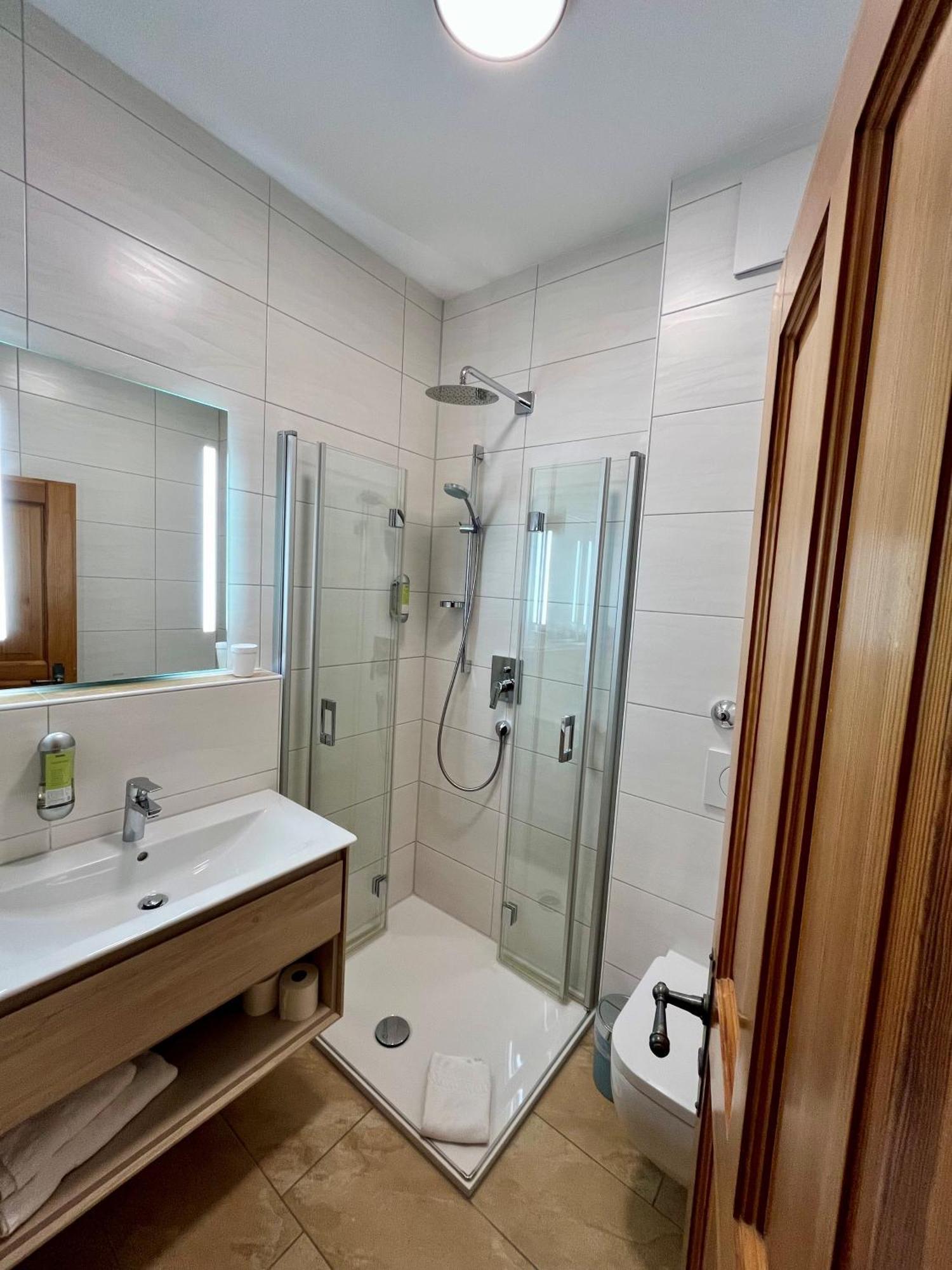 Hotel Oberwirt Obing Bagian luar foto