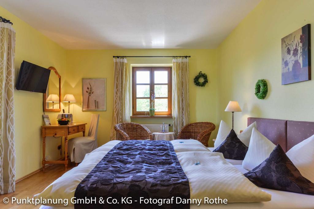 Hotel Oberwirt Obing Bagian luar foto